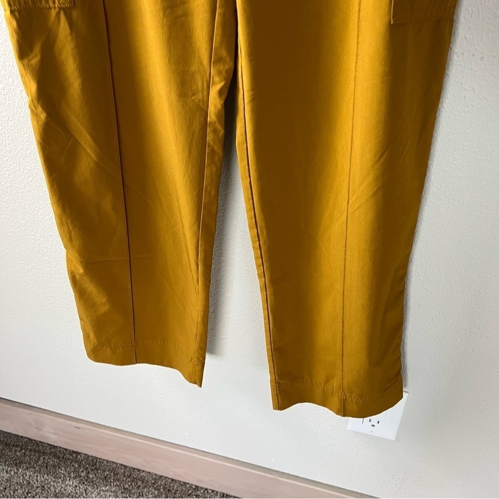 NWOT Athleta Vienna Cargo Pant Brass Yellow Active Outdoor Casual Women’s 4 - Picture 6 of 12